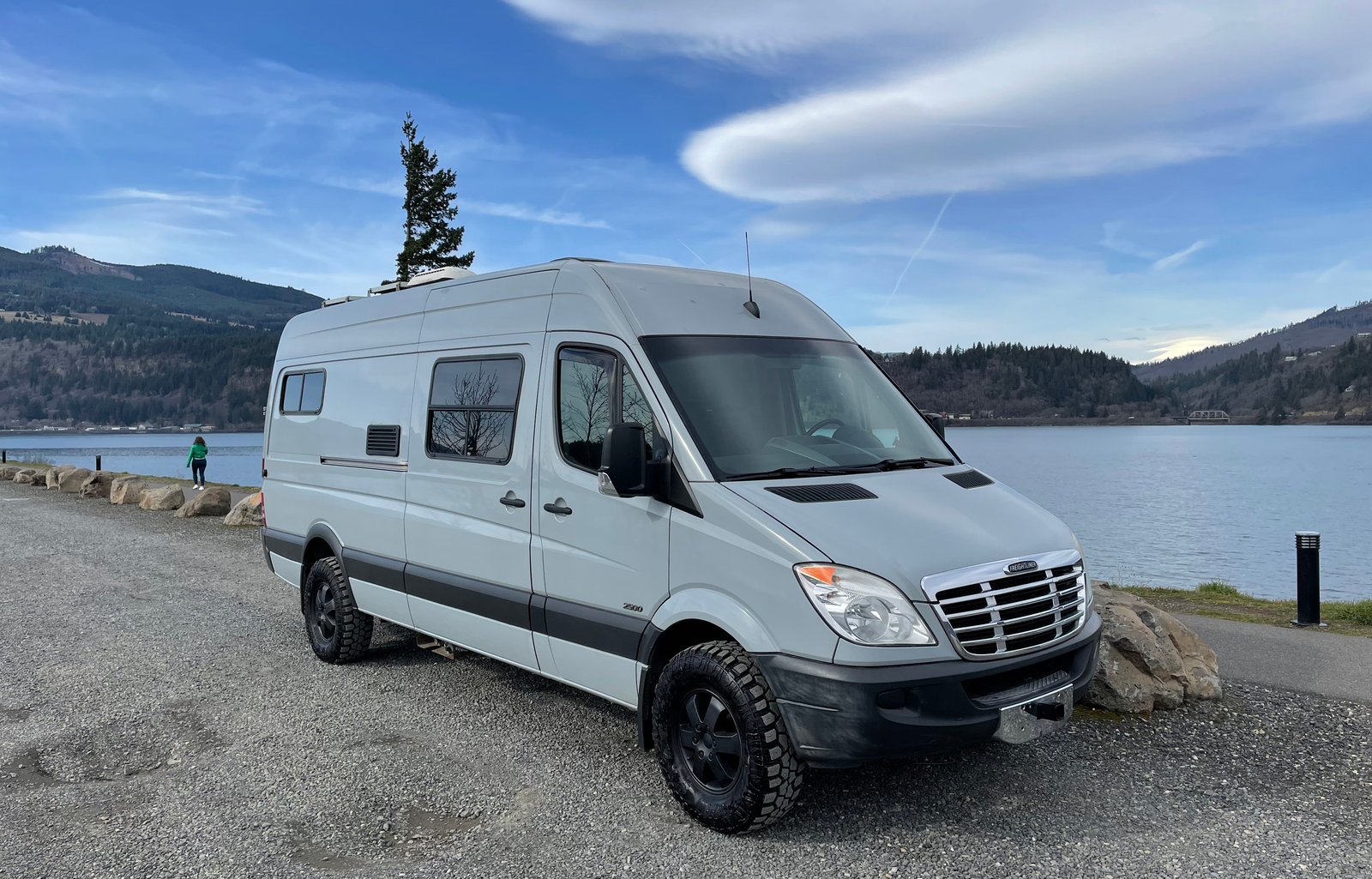 "The Cascade" - Luxury Sprinter Van With Unlimited Mileage