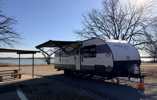 Ranger | Lightweight Camper w/ King Bed