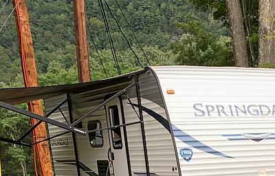 2021 Keystone RV Springdale Mini 1800BH RV rental photo 3