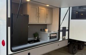 2025 Luxury Forrest River Salem Hemisphere