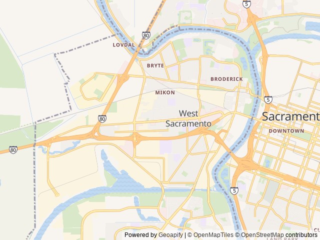 Map of Capitol West RV & Mobile Home Park location at West Sacramento, CA, United States