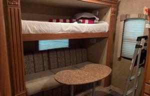 2017 Heartland ElkRidge 38RSRT