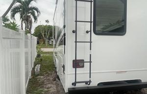 2024 Entegra Coach Odyssey SE 22C