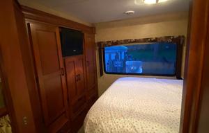 BUNK MODEL SLEEPS 8 - Forest River RV Sunseeker