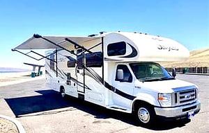 Group-Friendly Jayco Greyhawk Bunk Floorplan
