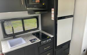 Pet Friendly 5 Person Travel Trailer Rental