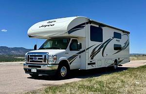 Sully | Family Bunkhouse | Sleeps 10 | Stocked