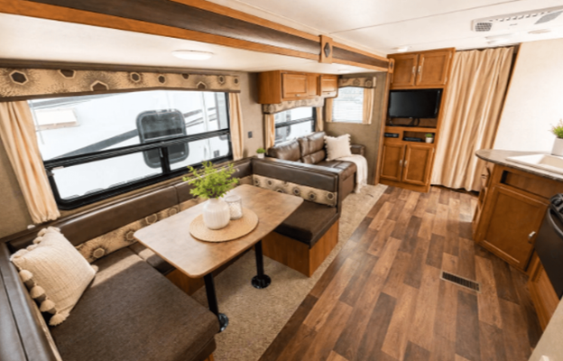 Summerland Family Fun Sleeps 10 GMI2747