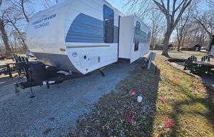 Bunkhouse with a Patio!
