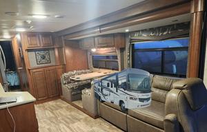 Luxury Georgetown 351DS Class A RV Rental!