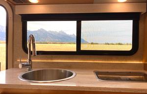 2017 Tiffin Motorhomes Wayfarer 24 QW