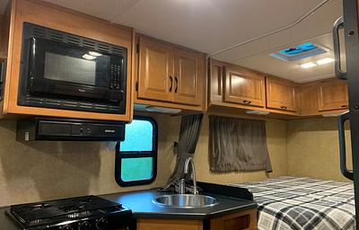 2014 Thor Motor Coach Four Winds 23A