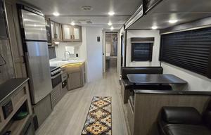 2021 Hideout 338BR RV rental photo 3