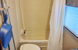 Sequoia: Family Camper with bunk bed - Sleeps 6!