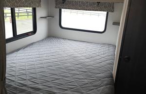 2027 Forest River RV Sunseeker LE 2350LE Chevy RV rental photo 5