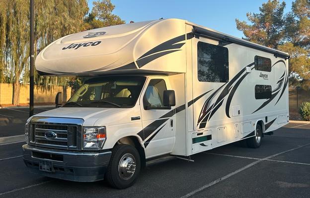 Kid/Pet Tested & Adult Privacy, Sleeps 9 w/ Bunks