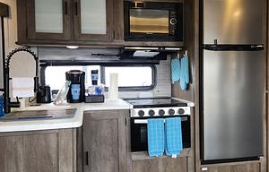 Clubhouse - Ultimate Family Camper