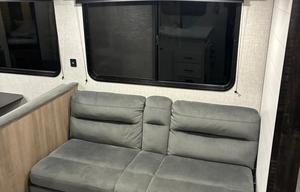 "Sasquatch" 2024 Jayco Jay Flight SLX 261BHS