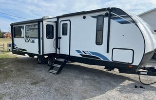 2021 Forest River Vibe 28RL