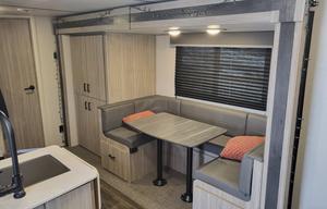 Great Escape w/ Bunks House