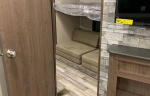 "The Hideout" - 2020 Keyston bunkhouse with 1.5 Bath