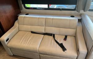 2017 Fleetwood Storm 36F - Will work w/your budget