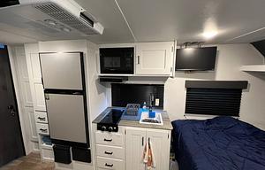 James & Jaime's On/Off Grid Clean Awesome Camper