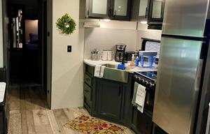 Get cozy in our 2022 Aspen Trail - Delivery only