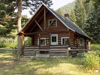 Bear Creek Cabin (Beaverhead-deerlodge National Forest, MT)