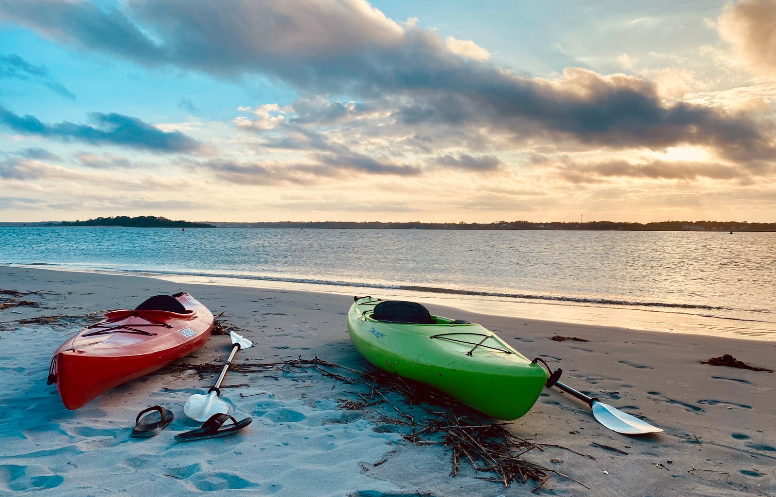 All-Inclusive Travel Trailer Getaway By The Marsh!