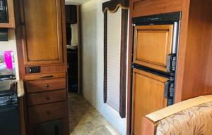 31' Spacious - 6 person RV for Children & Pets 8-)