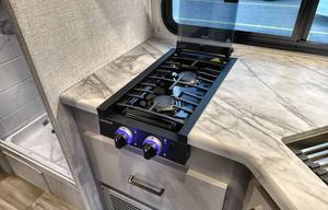 2026 Thor Coleman 28EZF with Camping Essentials