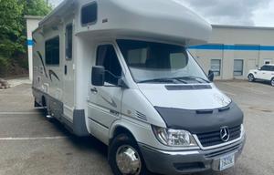 Mercedes Great MPG & easy ride diesel motorhome