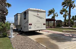 2016 Winnebago Vista 31KE RV rental photo 7