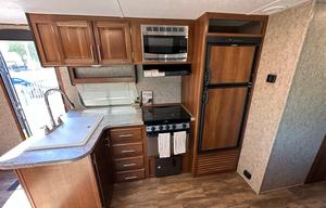 2018 Prime Time Tracer 285AIR Bunkhouse