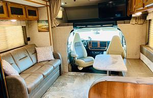 2018 Coachmen Leprechaun - LPA233