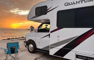 2024 Quantum SE SE22 RV rental photo 4