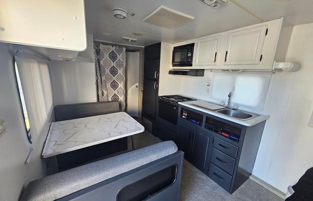 Cute cozy camper