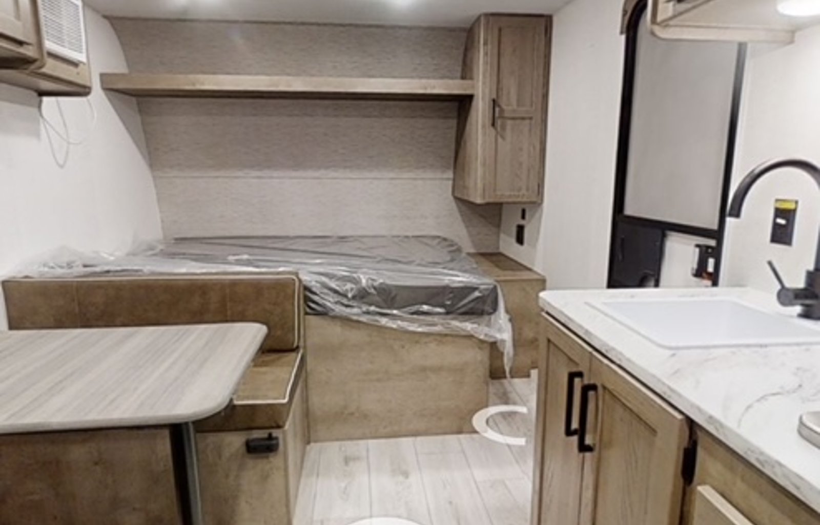2025 Keystone RV Springdale 179QBWE RV rental photo 5