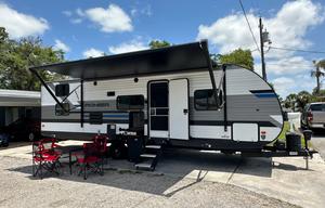 2023 33ft Travel Trailer. We deliver and set up