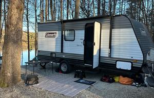 2022 Coleman Dutchman 17B sleeps 5