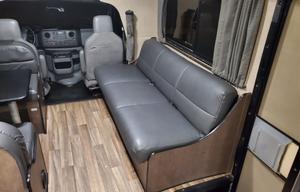 2019 Thor Motor Coach Four Winds 28A with solar