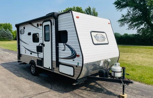 2017 Viking Ultra-Lite 17BH