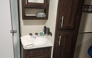 Escape –Spacious and Pet-Friendly Adventure Awaits