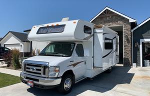 2013 Coachmen RV Freelander 26QB Ford 450