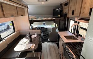 2025 Sunseeker LE- Easy to Drive & Family Friendly