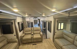 2022 Keystone RV Montana 3791RD RV rental photo 8