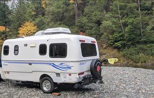 The 17 Foot Escape (2014 Escape 17B)   BONUS: [Free Inverter Generator rental with 4+ night booking)