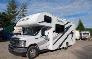 Freedom Elite | Cozy and Easy to Drive Class C RV