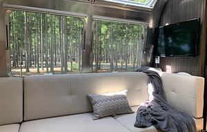 2019 Airstream RV International Signature 25FB